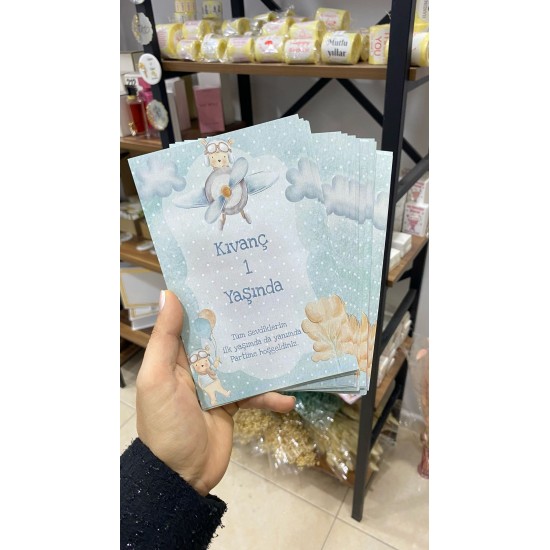 Uçak  Desenli Doğum Günü Anahtarlık ve Hediyelik Kart 9,5x15 cm Uçak  Desenli Doğum Günü Anahtarlık ve Hediyelik Kart 9,5x15 cm