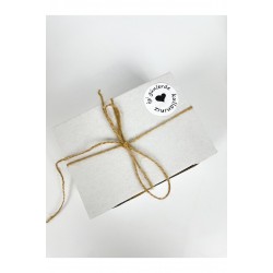 Iyi Günlerde Kullanınız Siyah Yazılı Kalpli 4 Cm Yuvarlak Yapışkanlı Etiket 120 Adet Iyi Günlerde Kullanınız Siyah Yazılı Kalpli 4 Cm Yuvarlak Yapışkanlı Etiket 120 Adet