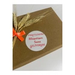 Paketlendim Müsaitsen Sana Geliyorum Yuvarlak Yapışkanlı Etiket 3x3 cm 150 adet Paketlendim Müsaitsen Sana Geliyorum Yuvarlak Yapışkanlı Etiket 3x3 cm 150 adet